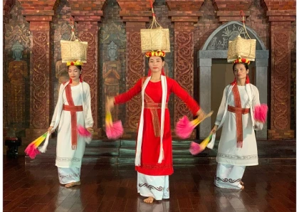 Put the dance performance 