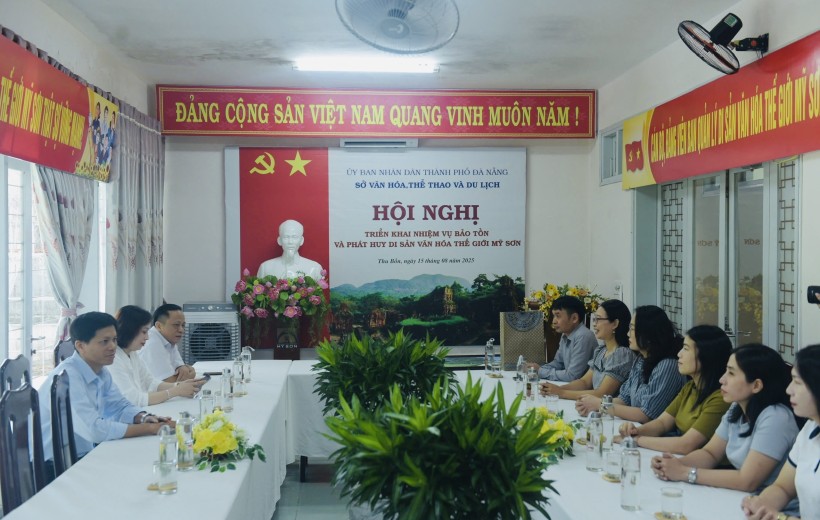 ĐOÀN CÔNG TÁC BAN QUẢN LÝ DI TÍCH NGHỆ AN ĐẾN KHẢO SÁT, NGHIÊN CỨU MÔ HÌNH MỚI TẠI DI SẢN VĂN HÓA THẾ GIỚI MỸ SƠN